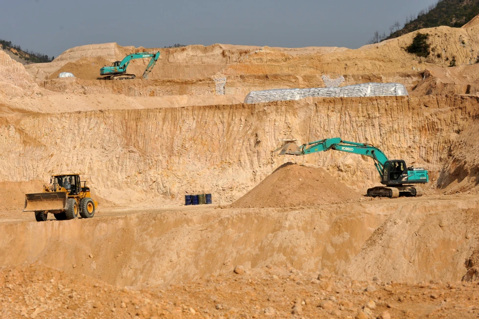 China outlines more controls on exports of rare earths and technology /images/china-rare-earth-export-curbs.webp