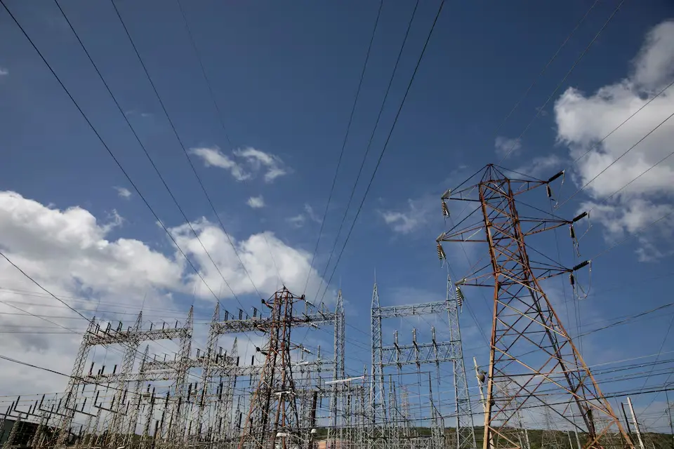 US Grants Permit for Project to Bring Power to Puerto Rico from Dominican Republic, Developer Says /images/puerto-rico-dominican-republic-power-cable.webp